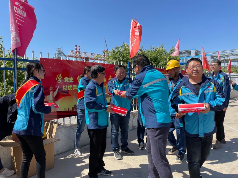 为项目人员发放活动定制礼物 为项目人员发放活动定制礼物